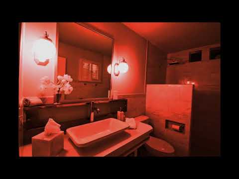 EXID "Lady" but you're in a bathroom at a party