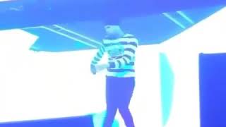 Chris Brown Juicy Booty Live Break Dance