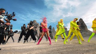 Lady Gaga - Stupid Love (Behind The Scenes) Lady Gaga - Stupid Love (Behind The Scenes)