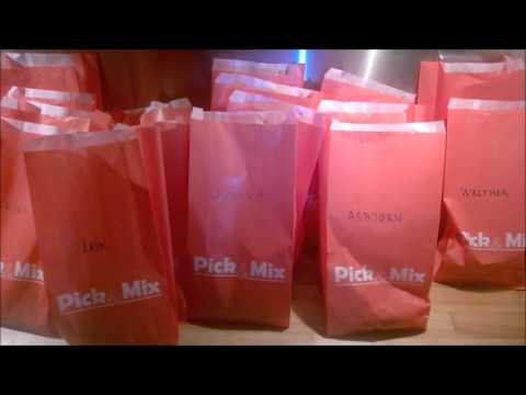 Erik 7 år - hvem har stjålet slikposerne?