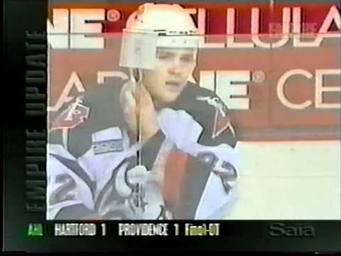 Chris Simon vs Wayne Primeau