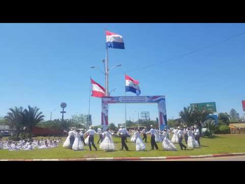 London karape.. Elenco municipal de danzas Cnel Oviedo