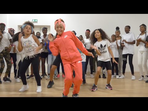 MAÏ AFRO DANCE KIDZ | Assi – Mata Batida ft. Rayvanny (Dance Class Video) by @maimouna.afrodance
