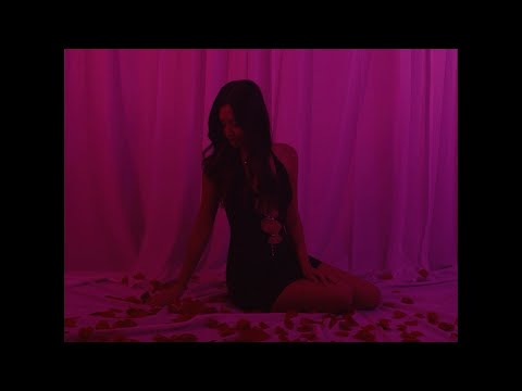 Chenning Xiong - Xav Hlub Koj Ft. Yeng Josh Xiong & Chemeng Xiong (Official Music Video)