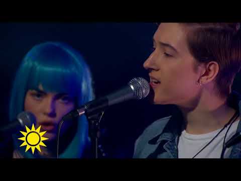 Joakim Lundell feat. Arrhult och Hector – framför låten Monster - Nyhetsmorgon (TV4)