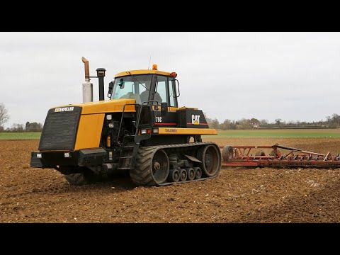 Modern classic (1995) Caterpillar Challenger 75C and huge 12m Väderstad NZ spring tine cultivator