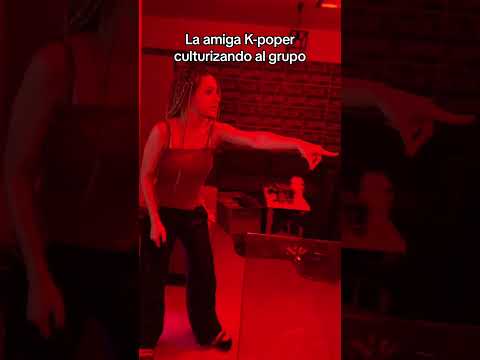 adiestrando a el grupo de amigas