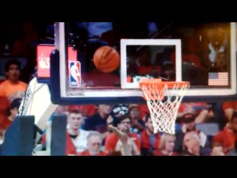 Ömer Aşık'ın Dewayne Dedmon'a posteri