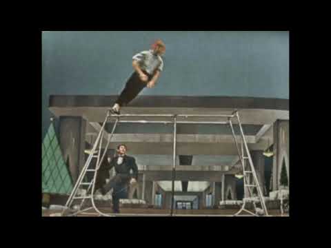 מופע של צמד האקרובטים טום וג'רי משנת 1952