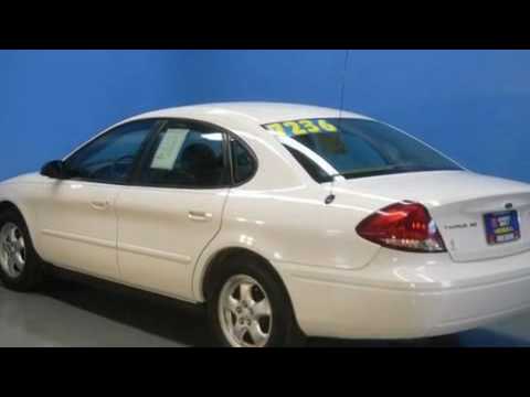 Preowned 2005 Ford Taurus Janesville WI