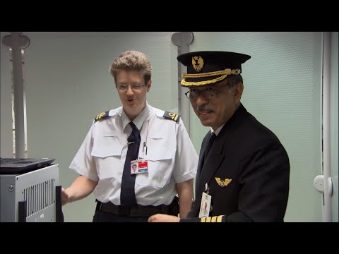 UK Customs Agents Bust Criminals || Border Patrol || EPISODE 10 || LOCKED UP ABROAD