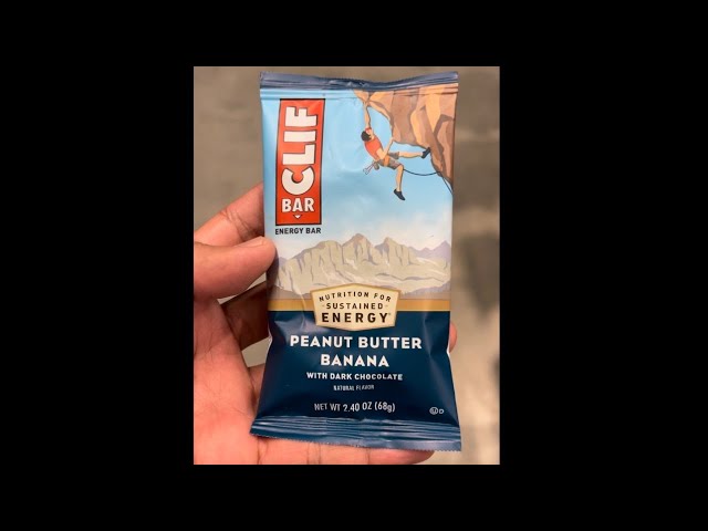 Vídeo relacionado con CLIF BAR | Barritas Energéticas | Peanut Butter Banana Dark Chocolate | Barrita de Proteína Vegetal para Correr, Entrenar para Maratones, Ciclismo y Deportes de Resistencia | Snack Natural | 12 x 68 g