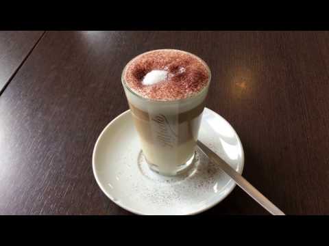 Latte Macchiato mit Schokoraspel