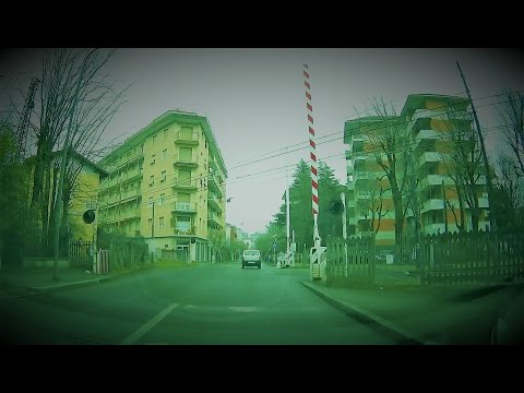 Passaggio a livello Ovada Via Saracco # railroad crossing # spoorwegovergang # bahnübergang