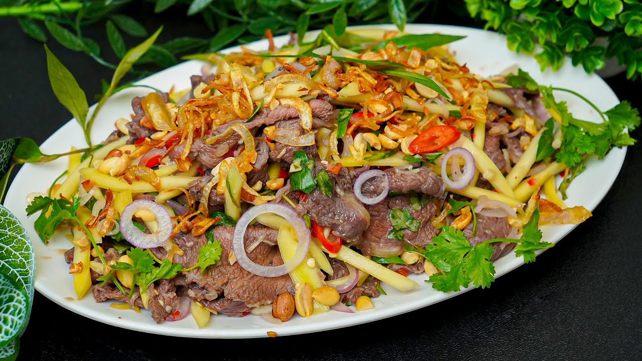 Gỏi Bò Rau Răm – Cách Làm Chuẩn Vị, Thịt Mềm Không Dai, Gỏi Giòn Ngon