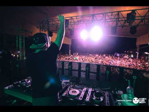 Steve Aoki, Diplo & Deorro feat. Steve Bays - Freak (Original Mix)