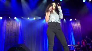 Idina Menzel - Everybody Knows - 4/14/17