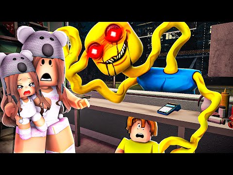 PLAYING ROBLOX SCARY SHAWARMA With My FAMILY..