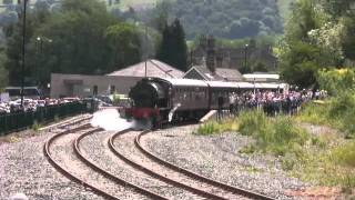 preview picture of video 'Peak Rail into Matlock Station'