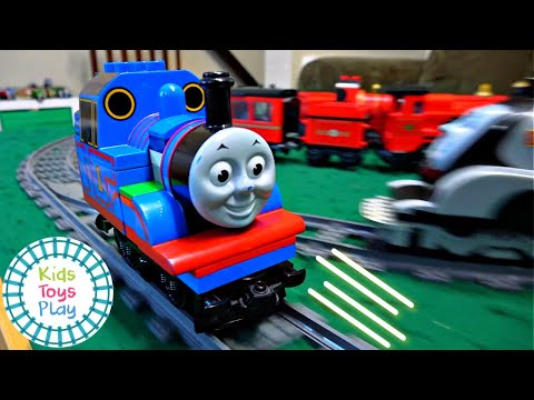 How to Make a Moving LEGO Thomas the Tank Engine Train