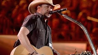 Jason Aldean . Sweet Little Somethin&#39; . Old Boots, New Dirt . Lyrics