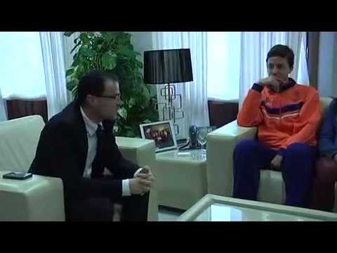 Rececpción a jugadores de baloncesto