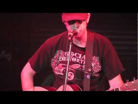 Tony Sly live @ Foufounes Electriques in Montreal 2011 (RIP 1970-2012)