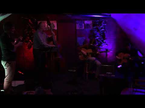 Maringotka - MARINGOTKA - Funky