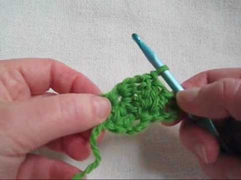 Laurel Leaf Scarf, Step 1 - The Core