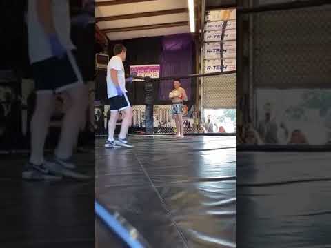 Absolute VALOR 5 - Sky Fire - Dalexsandro Morales vs. Gerald Nelson - 130lbs Kickboxing