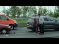 Salsadansen in de file naar Schiphol