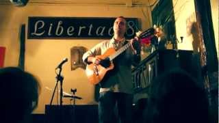 &#39;Buscando El Mar&#39; de Andrés Molina en el Libertad8