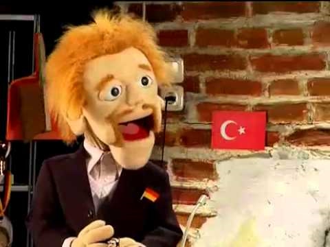 Kaya Yanar Guckst Du Weita! Ausländer Raus