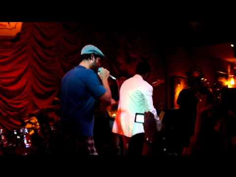 Canja de Jair Rodrigues no show de João Sabiá