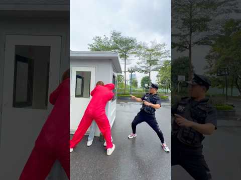 Money Heist vs Police 40 #moneyheist #parkour #police #escape #shorts #cpider98