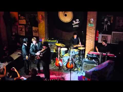 Zoom Beatles - This Boy