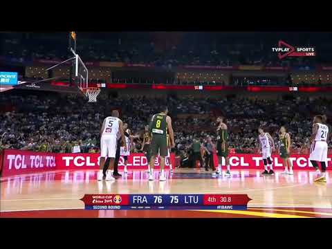 [ FIBA World Cup 2019] HUGE referee mistake in final seconds between France and Lithuania.
