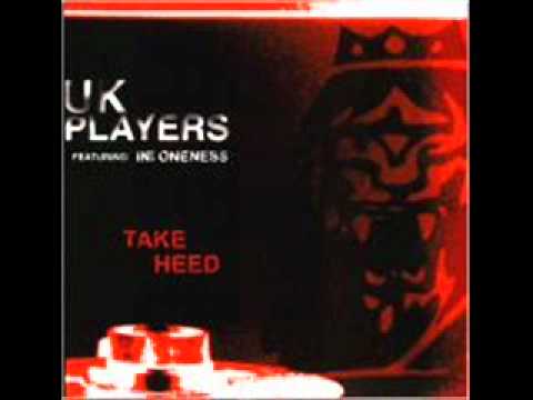 UK Players Ft. InI Oneness - Jah Light + Dub