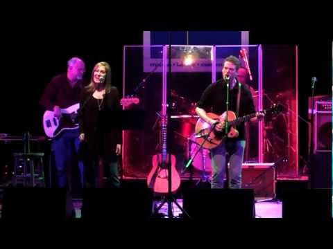 eTown webisode 65 - Teddy Thompson performs "Looking For A Girl"