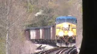 preview picture of video 'CSX GE's roar in the tunnel at Winding Gulf Jct..(read description).'