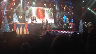 The big reunion cast - I wish it could be christmas everyday - Manchester (evening show)