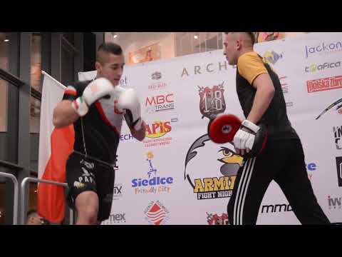 Trening media przed Armia Fight Night