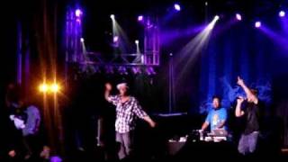 Lecrae Sings Children of the Light