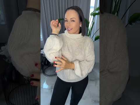 Sweter beżowy piękny ciepły golf – miniatura 2 z 6