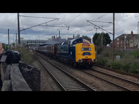 *DELTIC THRASH* 55009 and 47826 passing Grantham