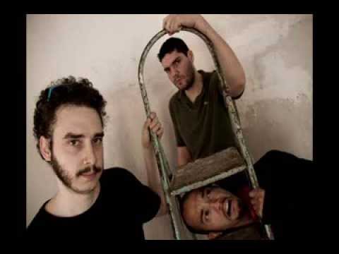 Video thumbnail for Todos os nossos fãs são gays