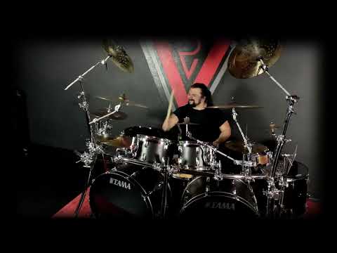 NILI BROSH - ADAPTABLE CREATURES - BALDO'S DRUM CAM