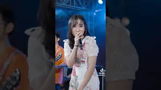 Download lagu Yeni inka secawan madu #dangdut mp3