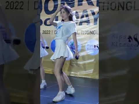 220507 (Eeunguoey Fancam) Peach You - Missile @ Donki Idol Day - Donki Mall Thonglor