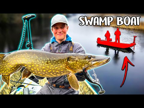 FOUND BIG FISH IN TINY WATER - EXPLORING WITH SWAMP BOAT | Team Galant